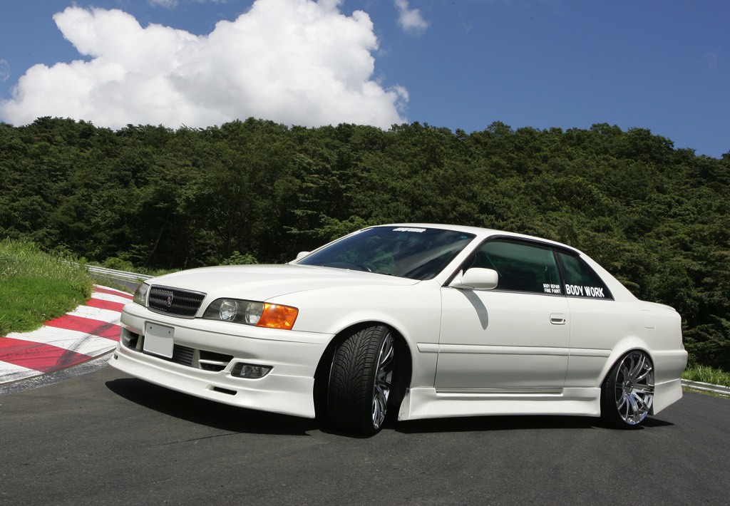 Jzx100ツアラーvにクーペなんてあった 完璧ボディワークで仕上げられた衝撃の2ドア仕様 Web Option 自動車情報サイト 新車 中古車 Carview