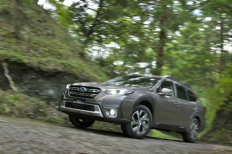 新型スバル レガシィ アウトバック 公開 1 8l水平対向直噴ターボ搭載 全方向ボディサイズ拡大 Carview 自動車情報サイト 新車 中古車 Carview