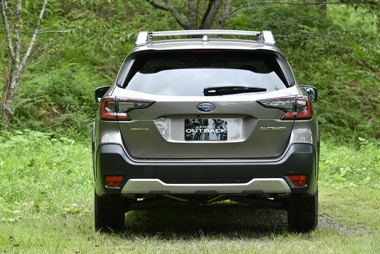 新型スバル レガシィ アウトバック 公開 1 8l水平対向直噴ターボ搭載 全方向ボディサイズ拡大 Carview 自動車情報サイト 新車 中古車 Carview