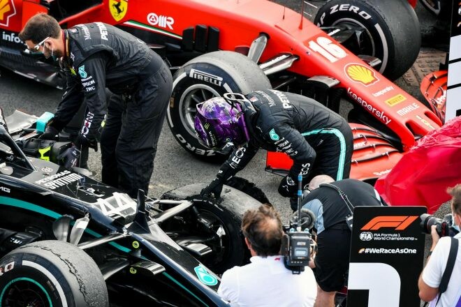 F1 Topic：タイヤバーストした最終周のハミルトンの冷静な対処法。タイムとエンジニア無線で振り返る