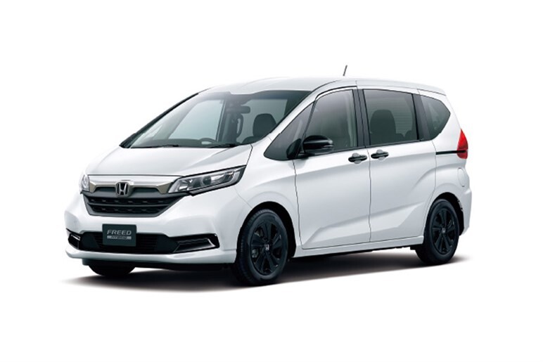 フリード改良＆特別仕様車追加！ シートヒーター標準装備など