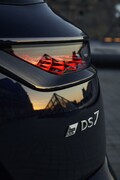 アートと高級感の融合！　DS7クロスバック特別仕様車「ルーヴル ブルーHDi」登場