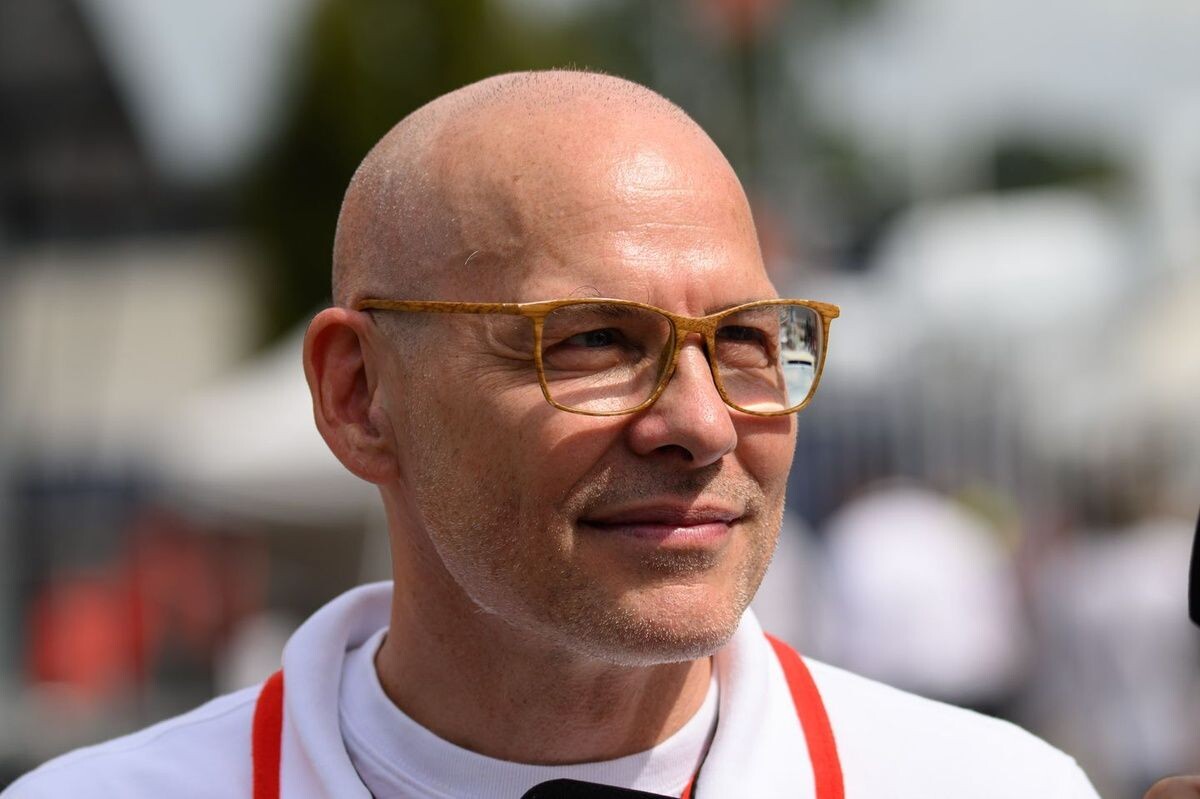 なんでラスト2周走らなかった？　ジャック・ビルヌーブ、F1カナダGPのSCフィニッシュを疑問視