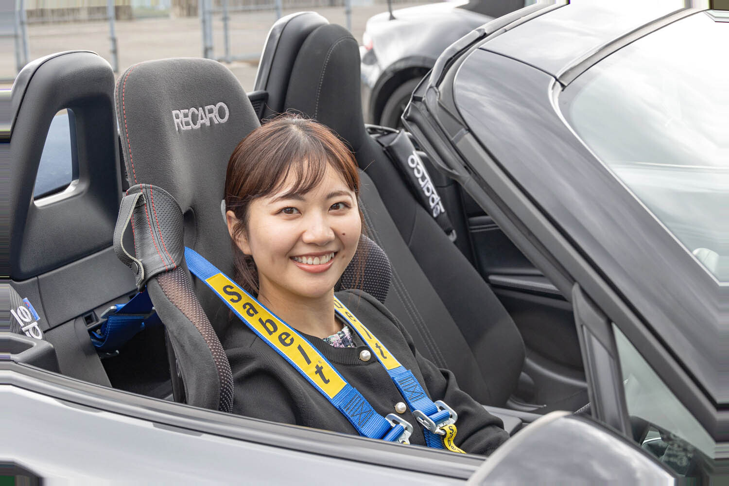 ゲート　マツダ　ロードスター 彼女のマツダ「ロードスター 990S」はサーキット練習マシン！ 免許を