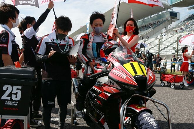 亀井雄大、レース1での転倒で右足を骨折。レース2は欠場／全日本ロード第5戦MFJ-GP鈴鹿