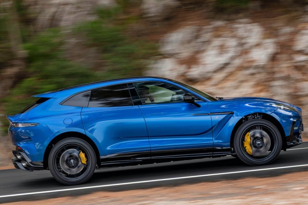 「ヴァルハラ」由来ターボで増強　アストン マーティン DBX S（1）　727psのハードとは？