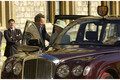 エリザベス女王死去 生前女王陛下が乗ったベントレー「ステートリムジン」とは? 自動車業界から追悼の声も