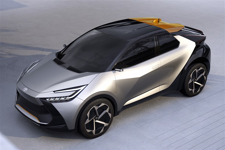 まるでプリウスSUV!? トヨタ、新型「C-HR」のコンセプトモデルを公開、PHEVも登場か