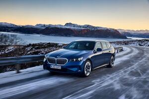 待ってました！ BMW5シリーズツーリングに2L直4ガソリンターボ＋MHEVモデルを追加設定