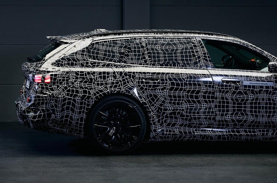 新型BMW M5ツーリング　合計出力700ps以上のPHEV、2024年発売へ　高性能ワゴン復活