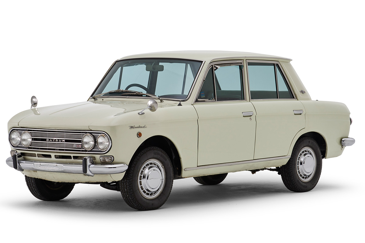 日産「ブルーバード」が50数年ぶりに蘇る！ 青いラメ塗装の豪華仕様を