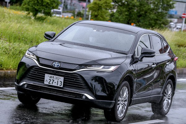 ついに公道で乗ったぞ 新型ハリアーで一番いいのはハイブリッド Z ベストカーweb 自動車情報サイト 新車 中古車 Carview