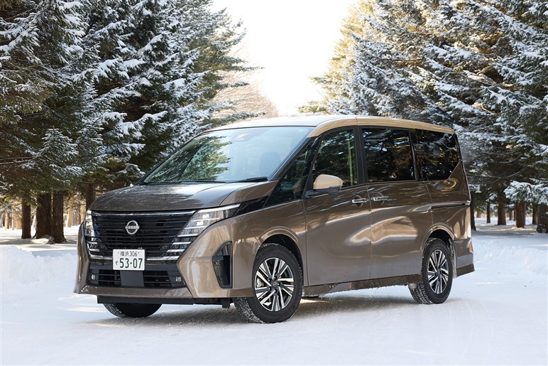 “虎の子の4WD”イーフォースを積んだ「セレナ」が家族も注目の“酔いにくいミニバン”化した理由