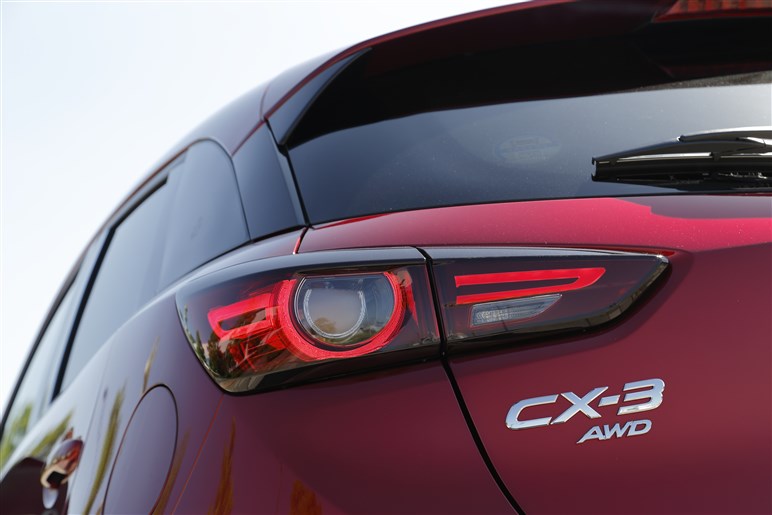 CX-3がエンジン刷新など大幅改良。マツダ気合のリファインの成果は？