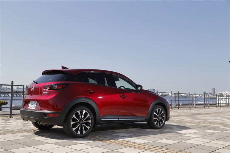 CX-3がエンジン刷新など大幅改良。マツダ気合のリファインの成果は？