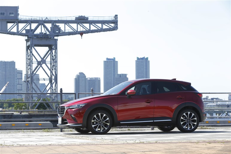 CX-3がエンジン刷新など大幅改良。マツダ気合のリファインの成果は？