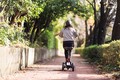 左右の後輪がそれぞれ独立して傾く!? “乗りやすい三輪”電動スクーター技術で特許取得！ FreeMileが高齢化社会の移動課題解決へ前進