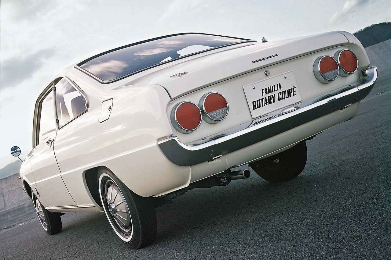 昭和の名車 18 マツダ ファミリア ロータリークーペ 昭和43年 1968年 Webモーターマガジン 自動車情報サイト 新車 中古車 Carview