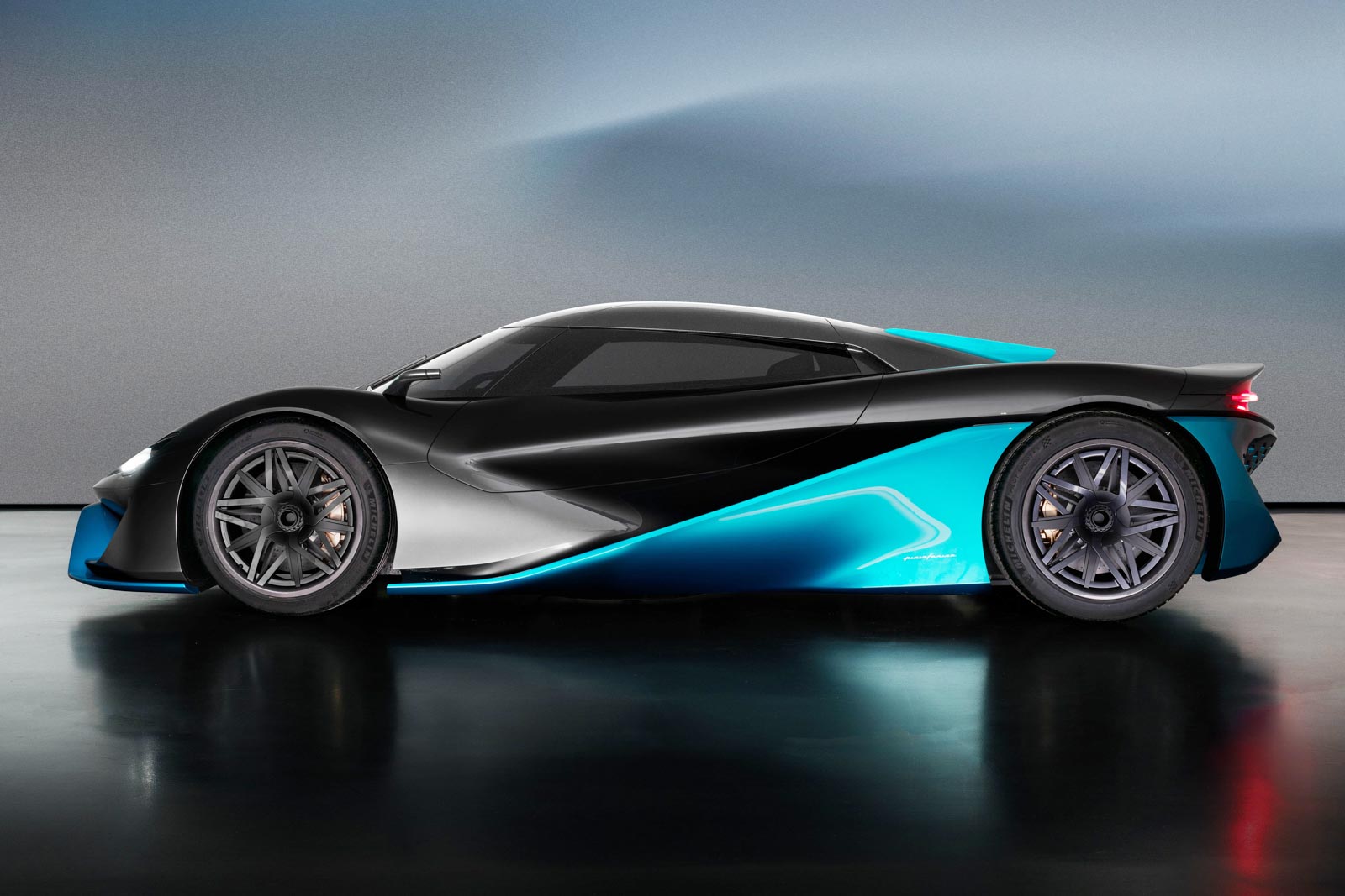 限定25台 フェラーリ超え ピニンファリーナ デザインの燃料電池スーパーカー アプリケール 24年納車予定 Le Volant Carsmeet Web 自動車情報サイト 新車 中古車 Carview