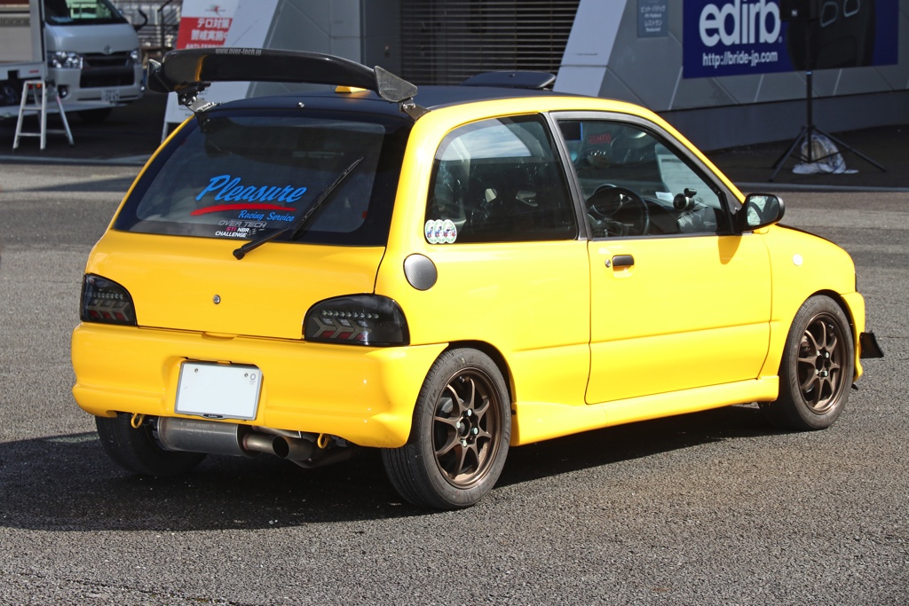 生粋のスバリストがカスタムしたヴィヴィオrx Rを捕獲 等身大のエンジョイサーキット仕様 Web Option 自動車情報サイト 新車 中古車 Carview