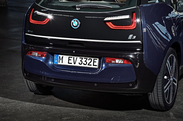 BMW i3がマイナーチェンジ スポーティな新バリエーションも