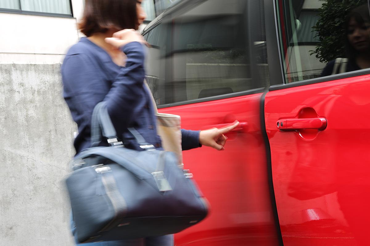 付けときゃよかった と思ったら要検討 超便利な電動スライドドアやオートクロージャーを後付けする方法 Web Cartop 自動車情報サイト 新車 中古車 Carview