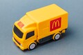 ハッピーセット「ジョブレイバー」第2弾が発売！ トミカ発の「ハイメディック救急車」「ダイナ 清掃車」など変形ロボがラインナップ【クルマとホビー】