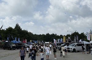1,173台の三菱デリカが集結！「デリカファンミーティング2025」が大盛況にて開催された