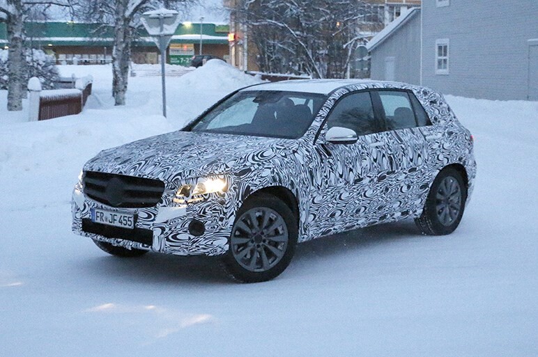 新型GLCクラスを捕獲。メルセデスから新型SUVが続々！