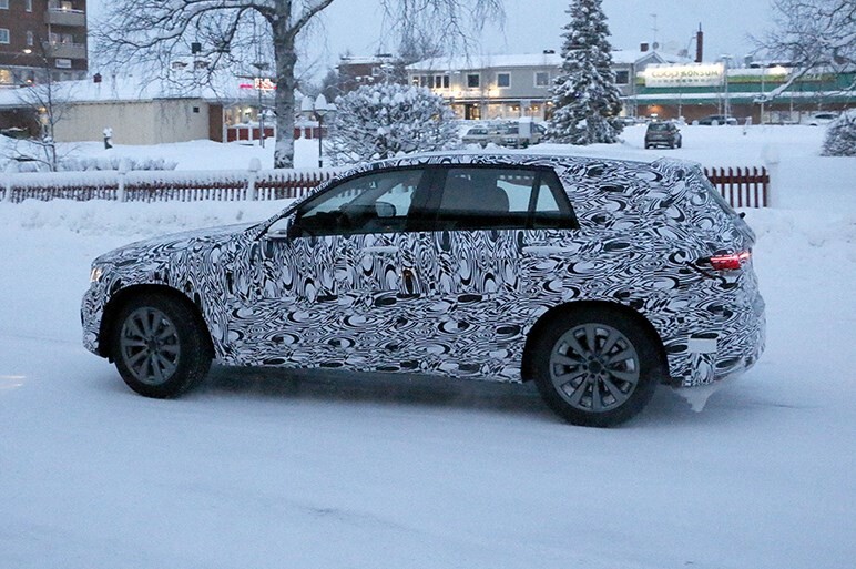 新型GLCクラスを捕獲。メルセデスから新型SUVが続々！