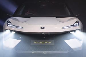 ロータス初オール電動SUV「エレトレ」は2332万円から！ 0-100キロ加速は2.95秒とスーパーカー並の速さ