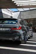 BMW３シリーズツーリングに２L直４ガソリンターボ搭載のエントリーモデル「318i」を追加