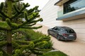 BMW３シリーズツーリングに２L直４ガソリンターボ搭載のエントリーモデル「318i」を追加