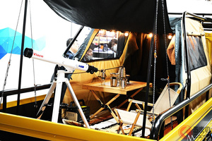 いすゞが斬新「どこでも荷台泊仕様」を初公開！ 自由にキャンプ出来ちゃう？ 純正オプションで市販化も検討か