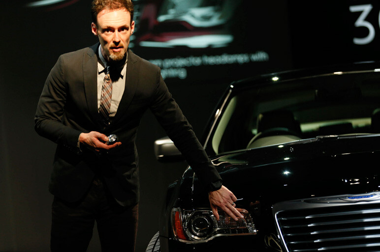 新型300＆イプシロン。クライスラー次世代へ