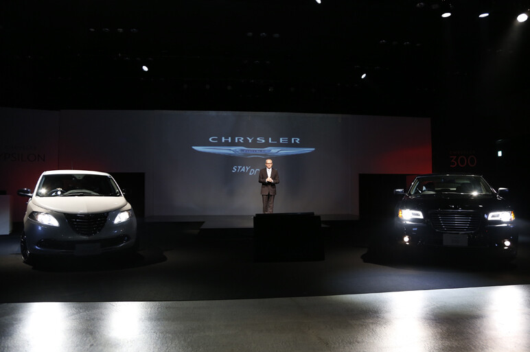 新型300＆イプシロン。クライスラー次世代へ