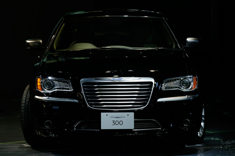 新型300＆イプシロン。クライスラー次世代へ