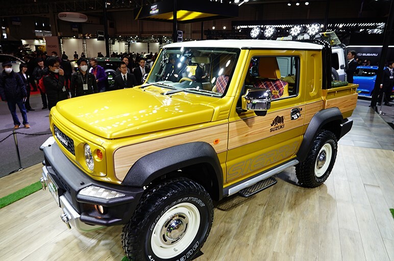 【東京オートサロン2019】スズキは完成度高い「ジムニーシエラ ピックアップ スタイル」やスイフトスポーツのカスタムモデルを展示