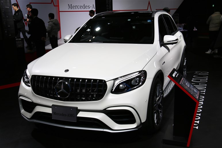 【東京オートサロン2019】メルセデス・ベンツはAMG GT4ドアクーペなどAMGモデルを中心に出展。スマートは新ミッキーバージョンも