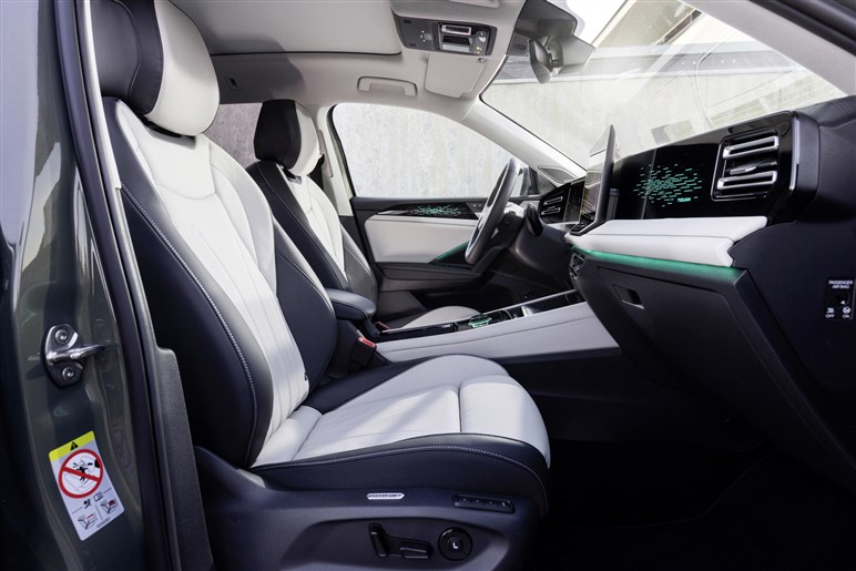 【内外装フォト50枚】フォルクスワーゲン新型SUV「ティグアン」予約開始　高くなったがその分装備充実