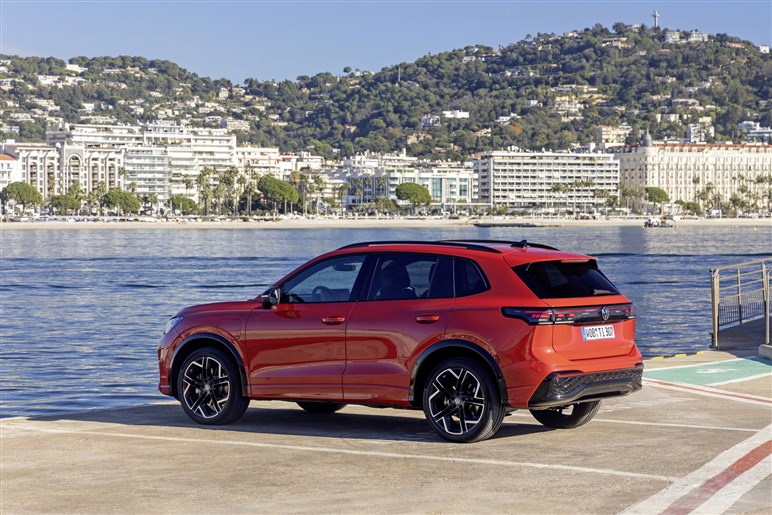 【内外装フォト50枚】フォルクスワーゲン新型SUV「ティグアン」予約開始　高くなったがその分装備充実