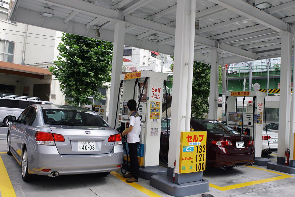 コロナ危機のなか庶民に唯一の朗報 ガソリン価格が11週連続で下落した要因と今後の動向 Web Cartop 自動車情報サイト 新車 中古車 Carview