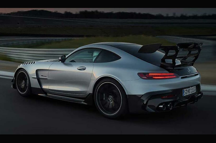 【復活を予告】メルセデスAMG GT　ブラックシリーズ登場へ　2段リアウイングか