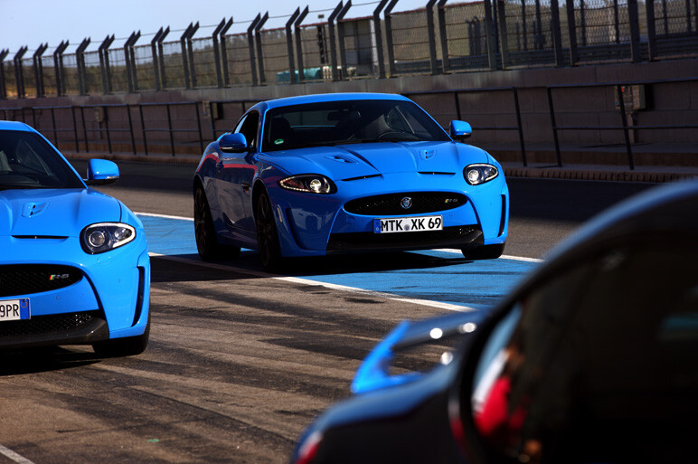 ジャガー最速の量販車! XKR-S ポルトガル試乗