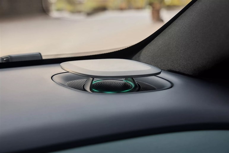 【国内導入の噂も】日産の新型BEV「N7」が中国で好調な滑り出し。発売6週間で2万台超を受注