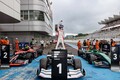 トムス坪井の「富士不敗神話」を止めたのは太田格之進！　バトル満載の肉弾戦制し今季3勝目｜スーパーフォーミュラ第7戦富士