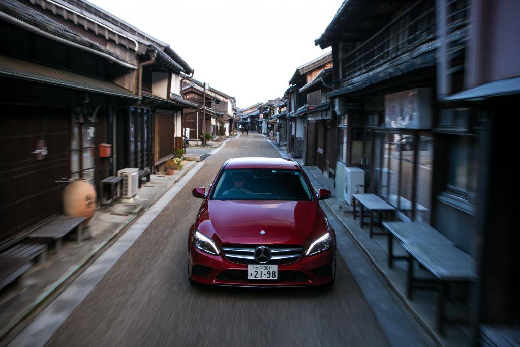 1000km走ってわかった最新メルセデス ベンツcクラスの本当の燃費 1 5lガソリン C0 2 0lディーゼル C2d Motorfan 自動車情報サイト 新車 中古車 Carview