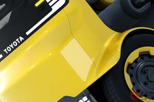 トヨタの新「小さな“1人乗り”軽トラ」!? タフ顔がイイ「“超コンパクト”モデル」初公開！ 斬新ハンドル「ネオステア」も採用の「コムスX」とは