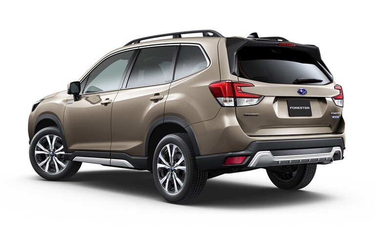 【307万円】最安グレードでも十分アリ!?　モデル末期のスバル「フォレスター」は今がめっちゃお買い得