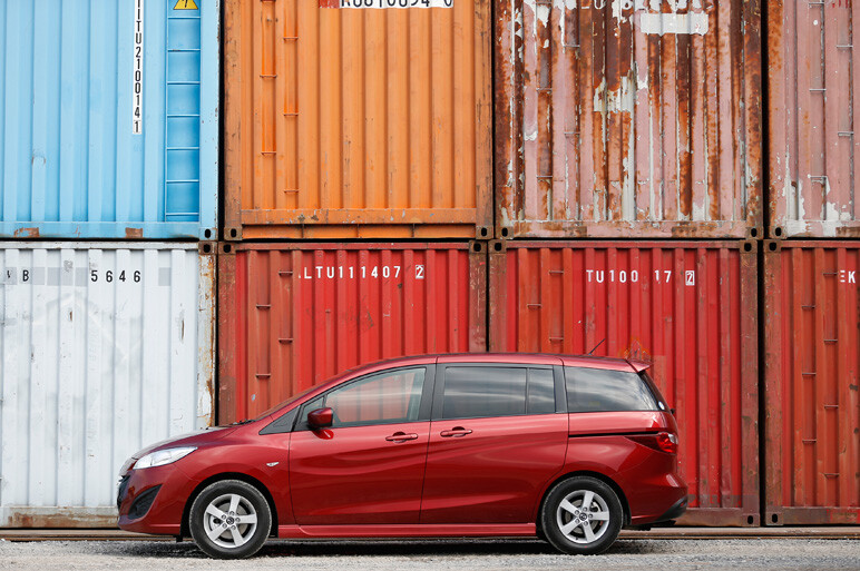 プレマシー、SKYACTIV搭載。走りも燃費も向上